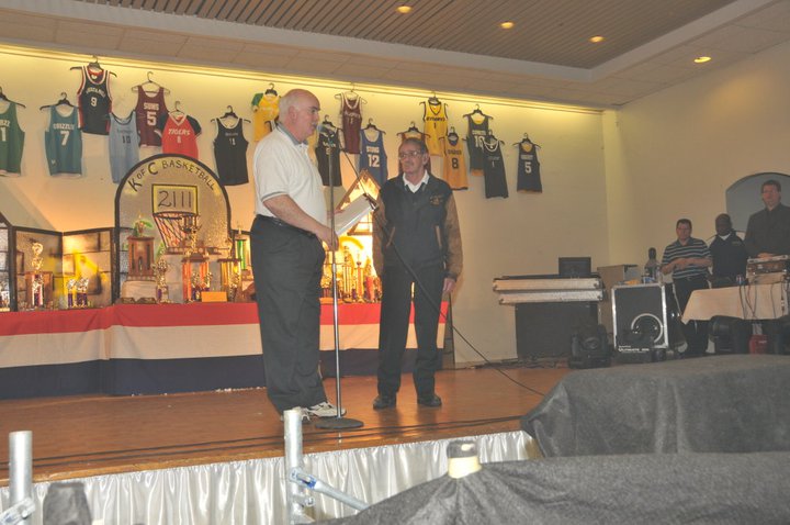 Mike Robertson receives a special Lifetime Achievement Award. Roland Billings on the left, Mike Robertson on the right.